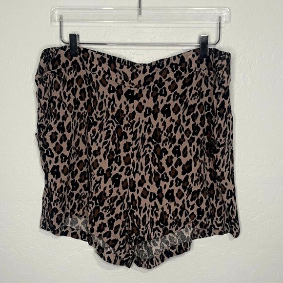 Torrid Animal Print Pocketed Loose Fitted Stretch Shorts 1 1X 14/16 #48 - Picture 1 of 4